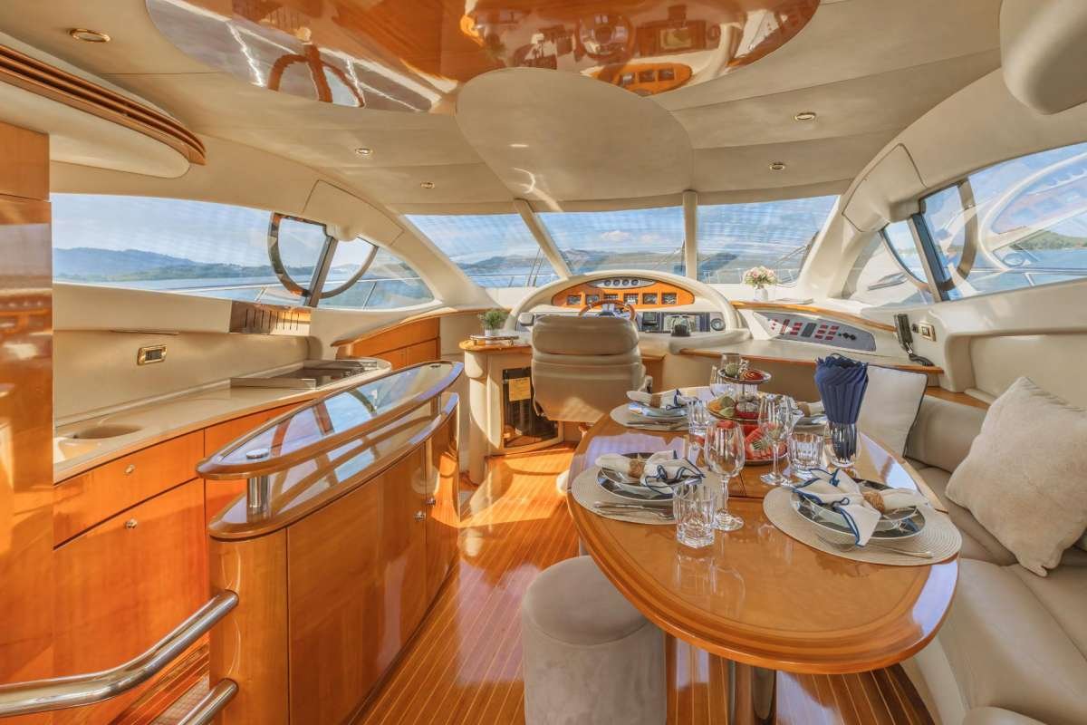 Andaman Azimut 55 photo 1